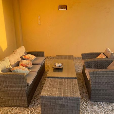 Residence Adja Binta Kane Sour Dakar Luaran gambar