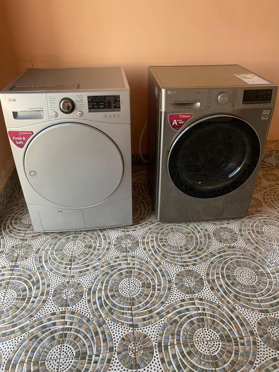 Residence Adja Binta Kane Sour Dakar Luaran gambar